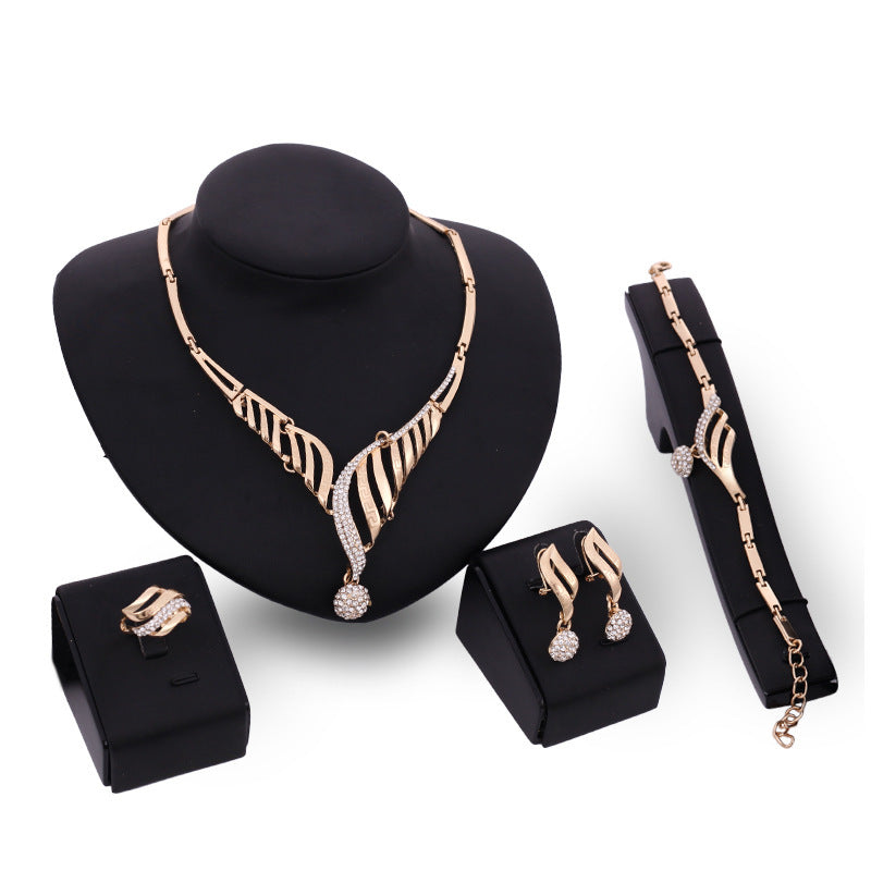 4-Piece Jewelry Set Fashion Alloy (Necklace - Earrings - Bracelet)