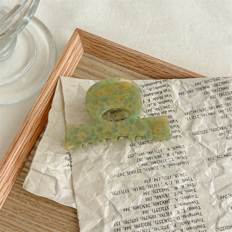 Acetic Acid Shark Grip Hair Claw