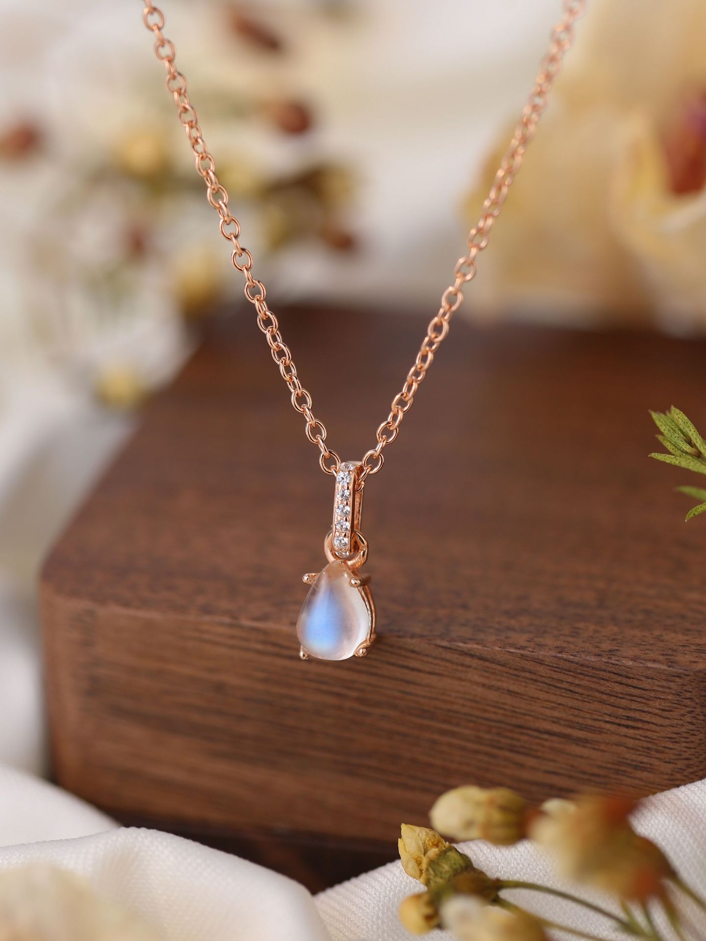 Silver Water Drop Moonstone Necklace Jewelry For Women