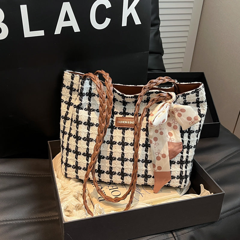 Working Women Commuter Shoulder Bag