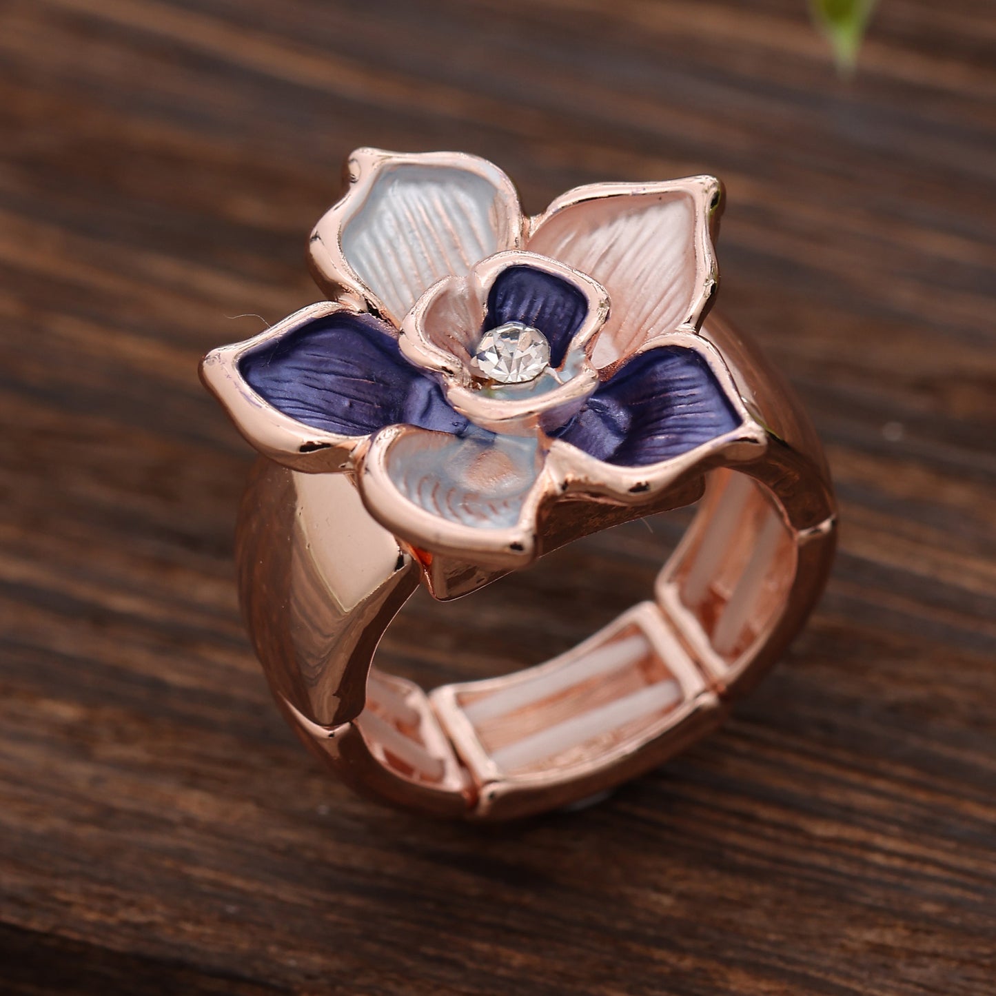 Enamel Geometric Flower Stretch Ring
