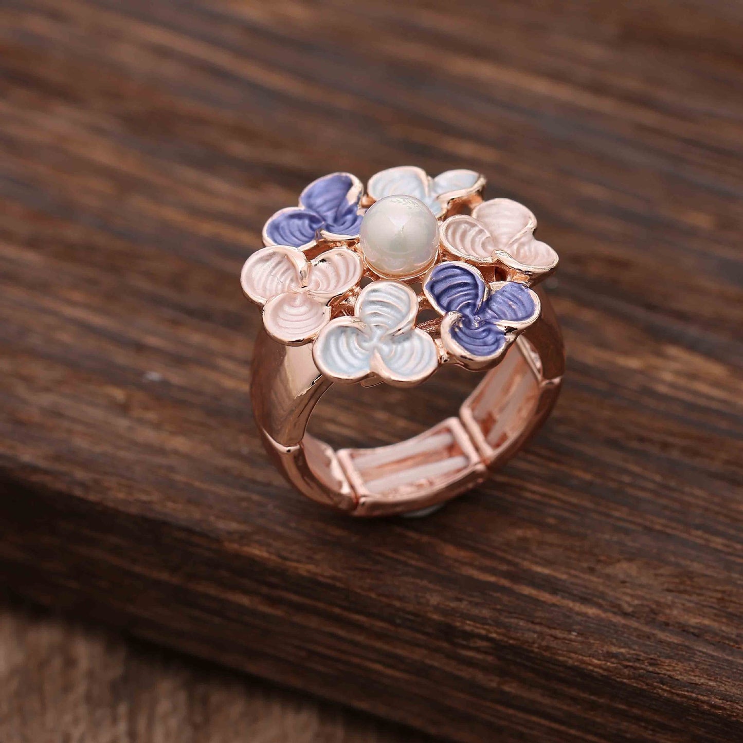Enamel Geometric Flower Stretch Ring