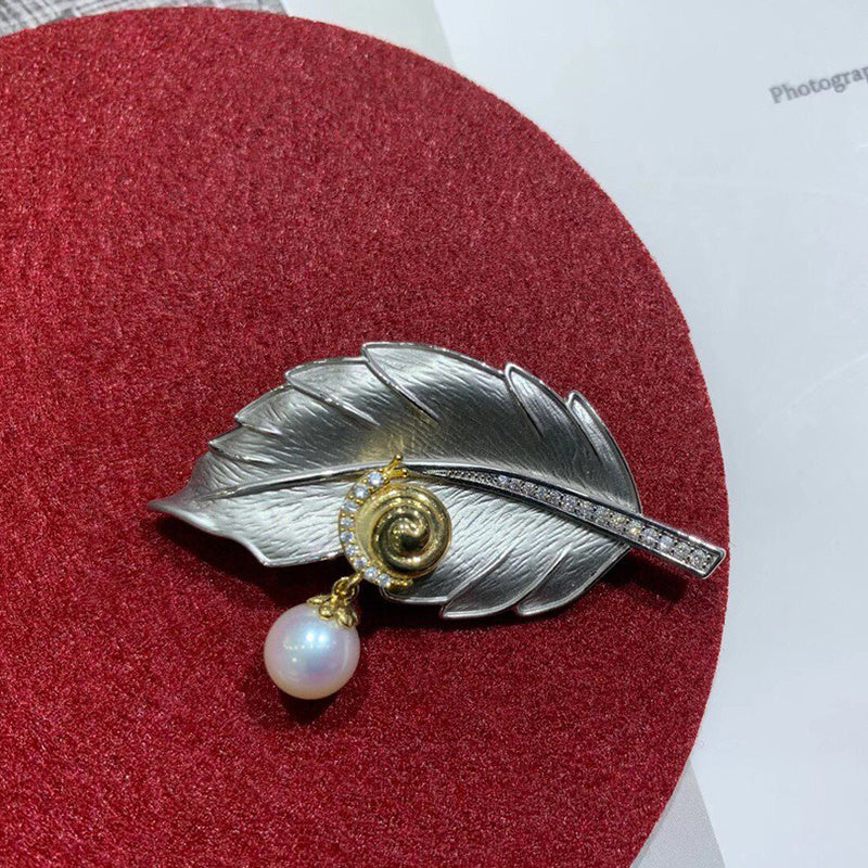 Rhinestone Snail Leaf Brooches for Women