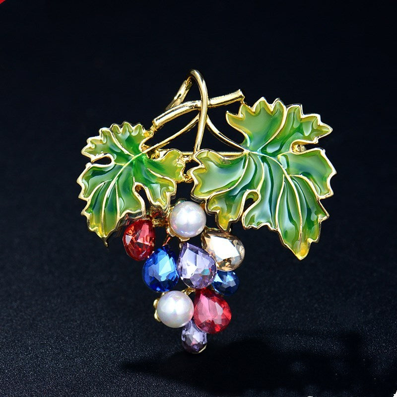 Retro Lotus Flower Brooch for Women