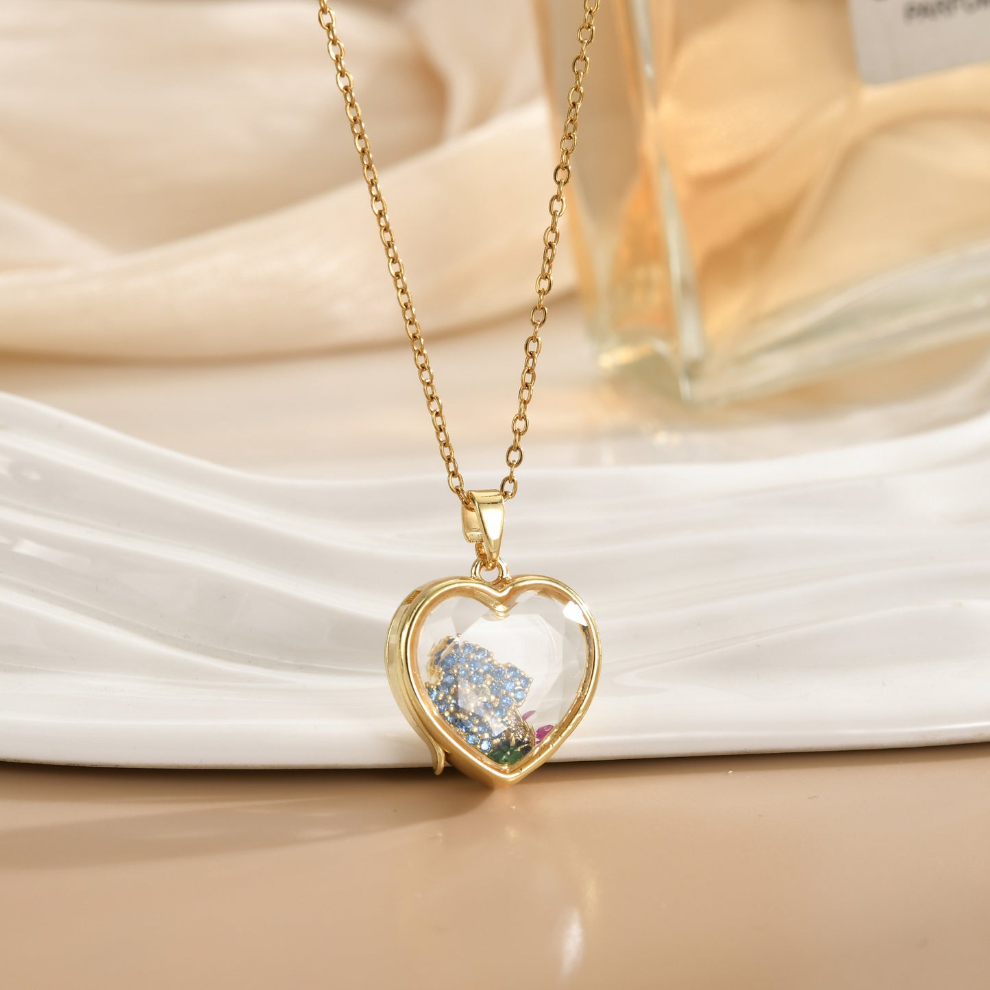 Retro Personalized Open and Close Transparent Necklace