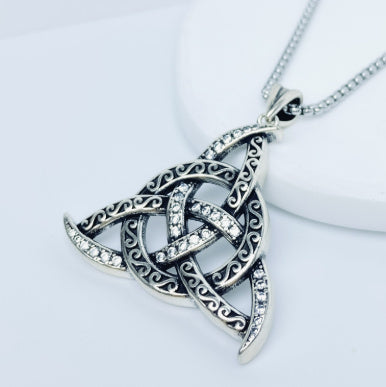 Pendant Personality Triangle Fashion Necklace