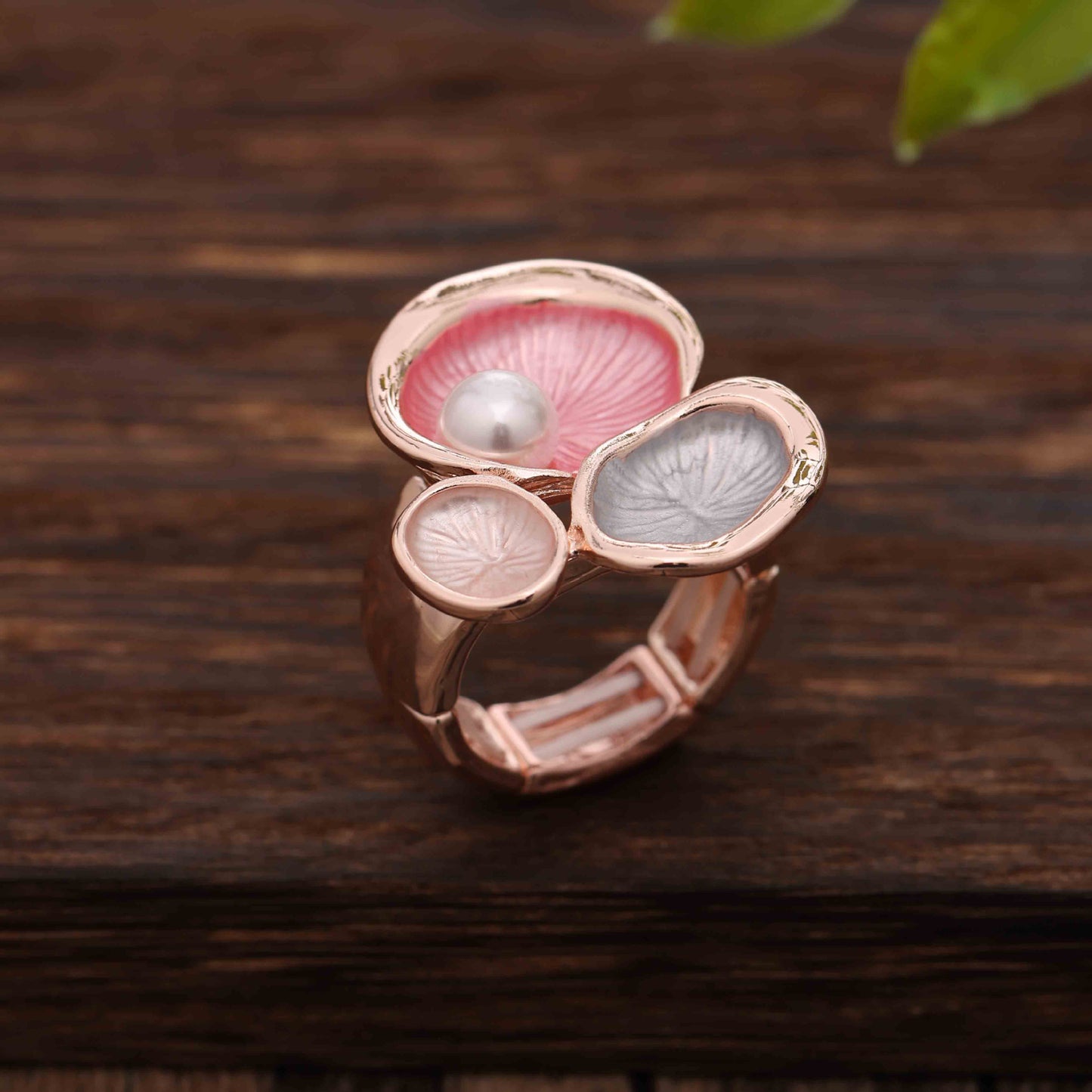 Enamel Geometric Flower Stretch Ring