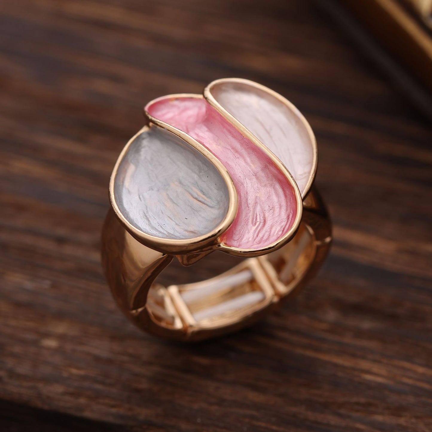 Enamel Geometric Flower Stretch Ring