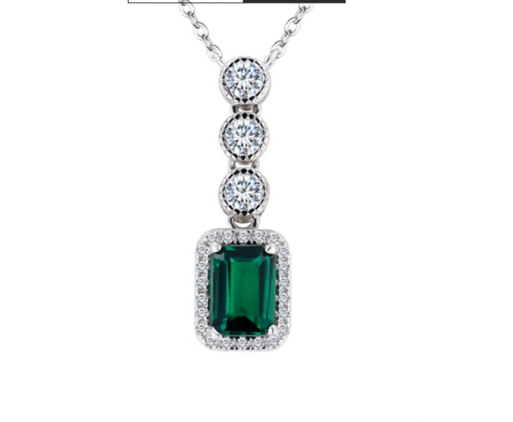 Synthetic Emerald Pendant 1 Karat S925 Plating