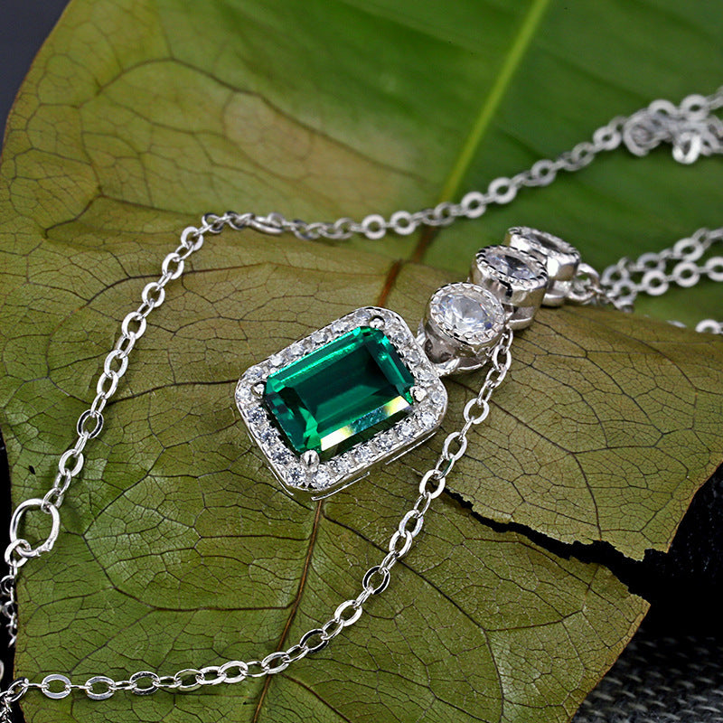 Synthetic Emerald Pendant 1 Karat S925 Plating