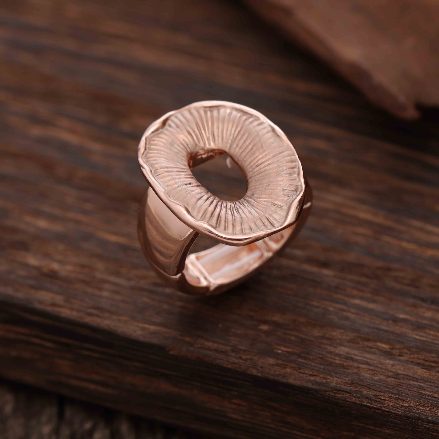 Enamel Geometric Flower Stretch Ring