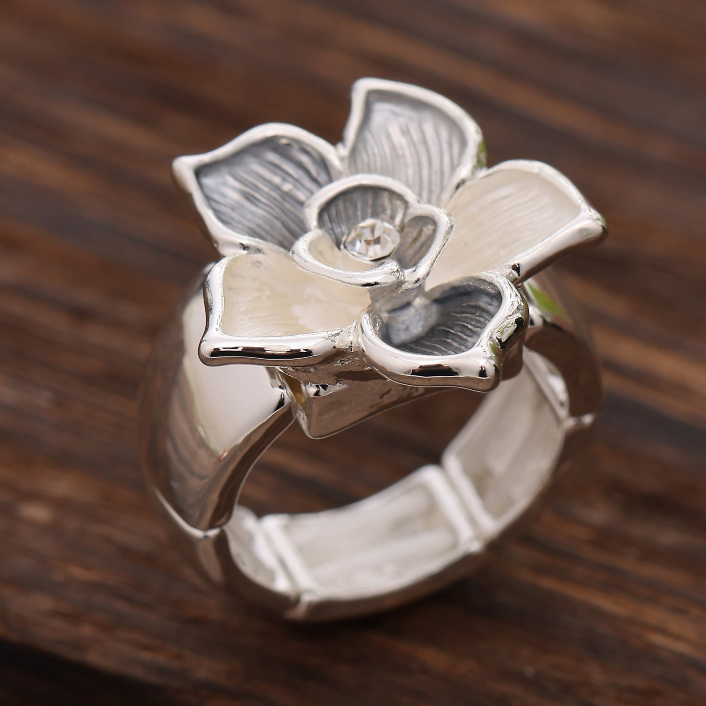 Enamel Geometric Flower Stretch Ring