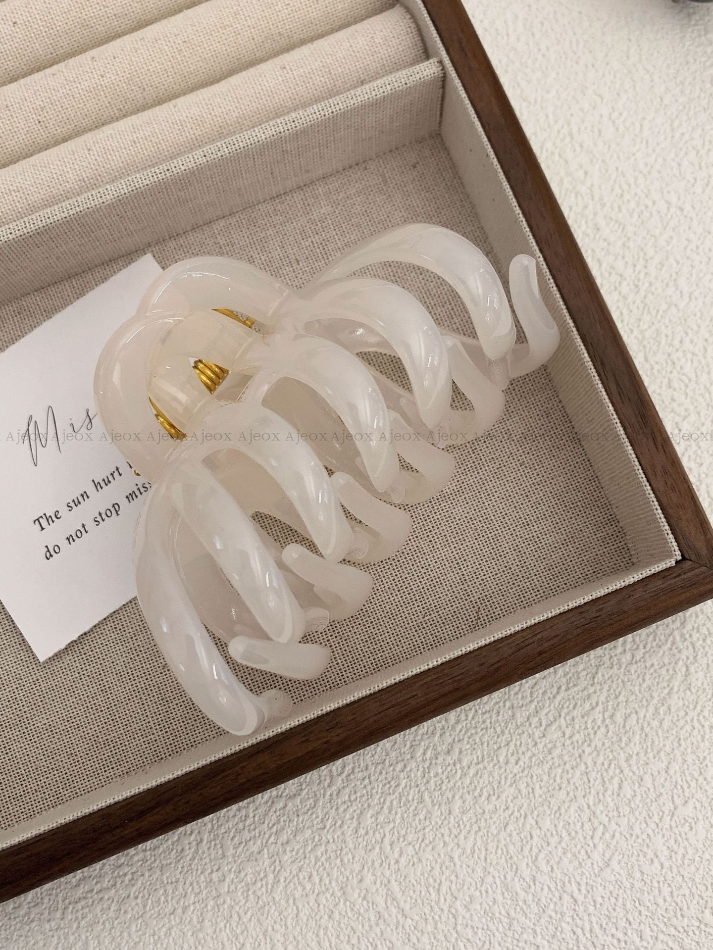 French Elegance Pumpkin Hair Claw