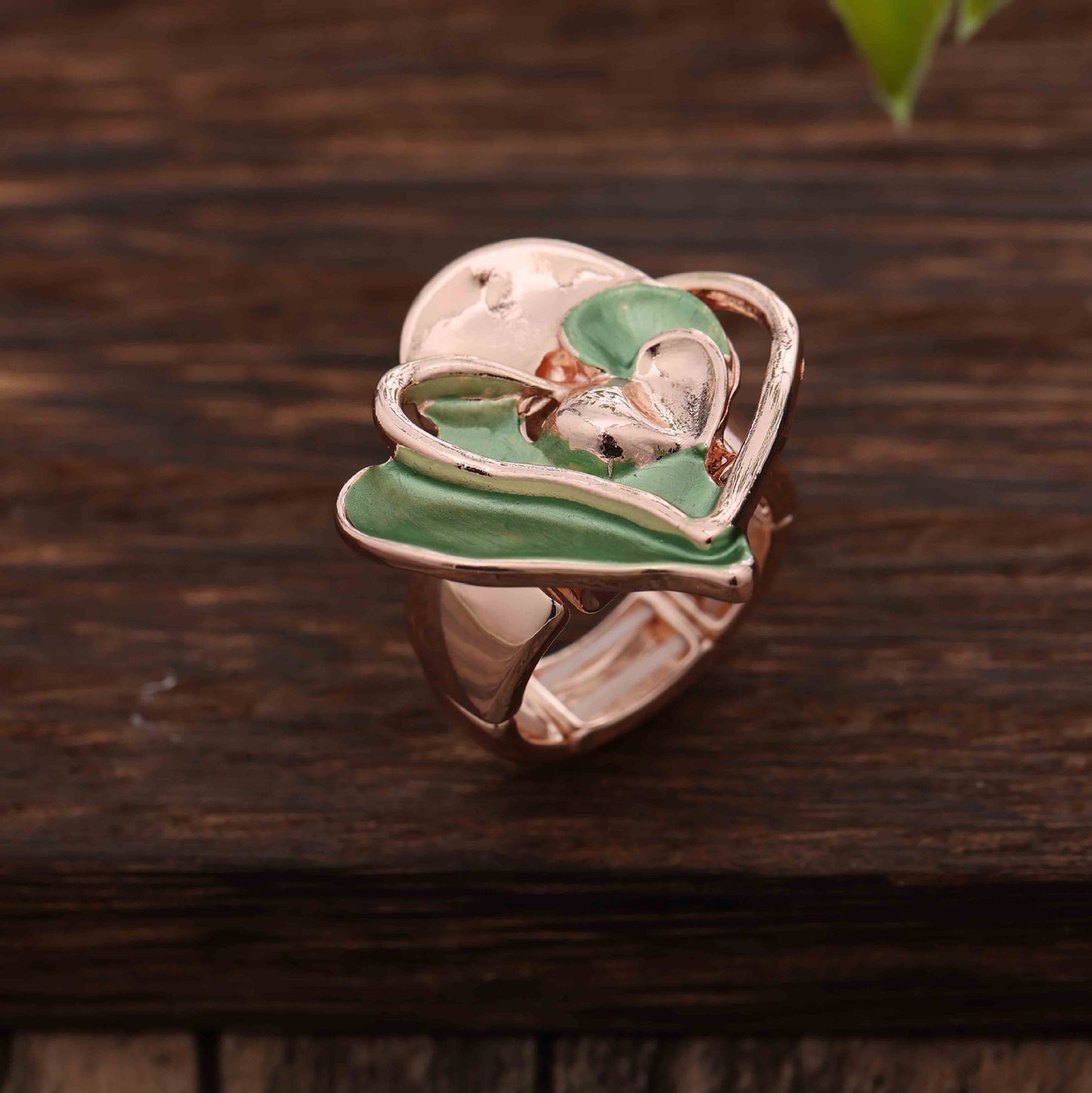 Enamel Geometric Flower Stretch Ring